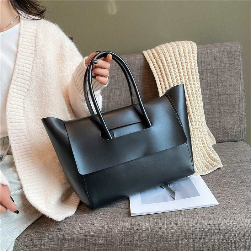 Designer Style Women's Large Capacity Handbag by Curvy Ware-CR-066