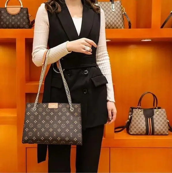 Curvy Ware 2025 Luxury Chain Handbag & Shoulder Bag