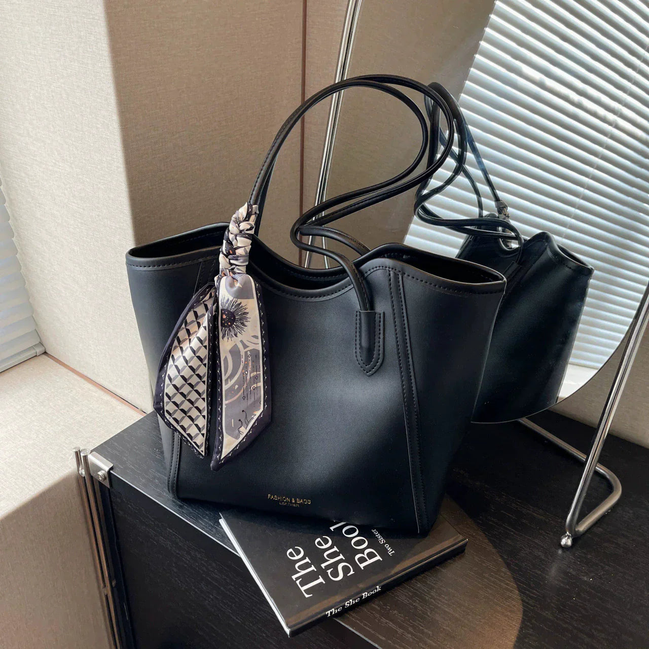 Luxury Designer Handbags Purses With Scarf Decorated