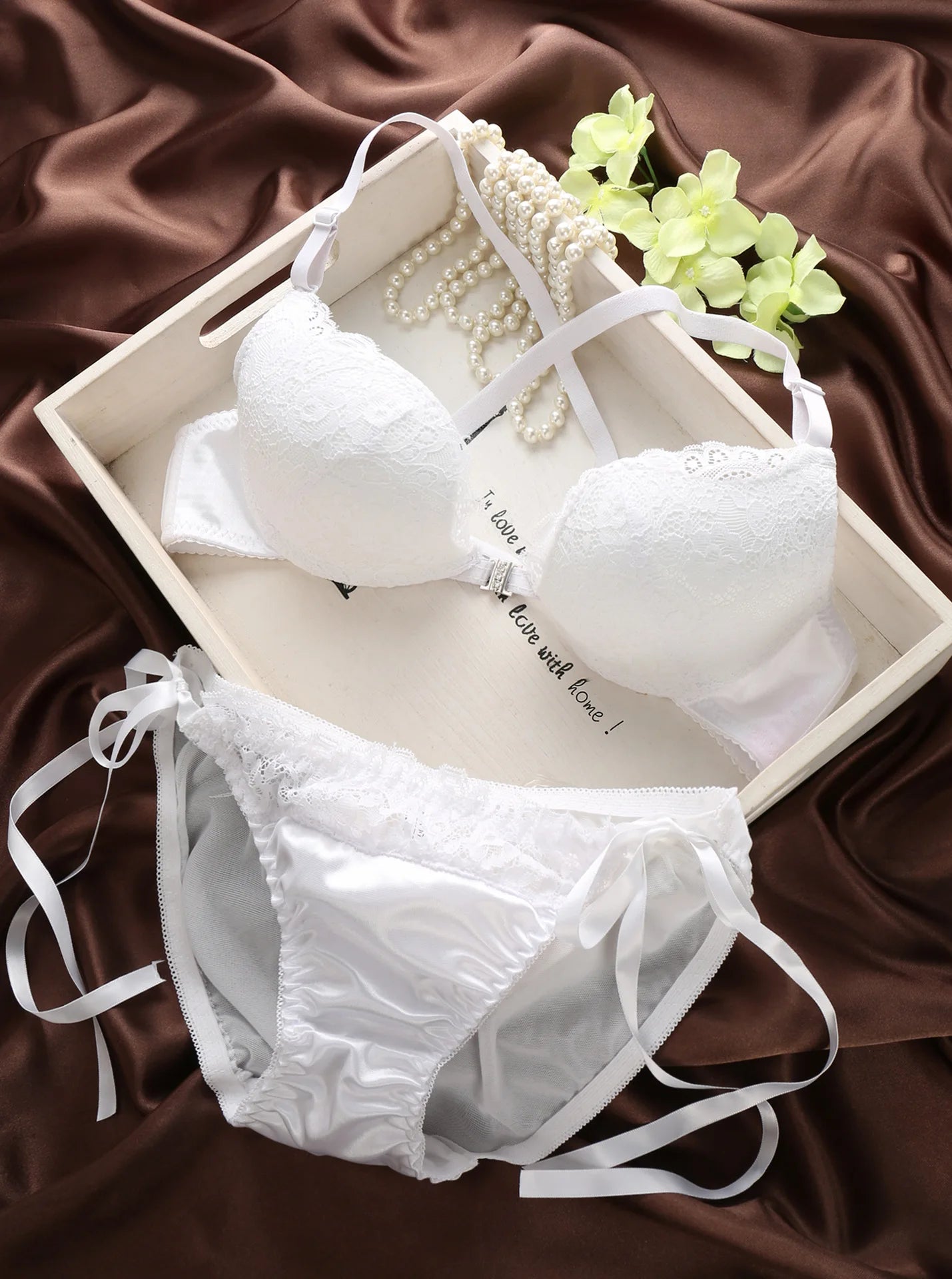 Japanese sexy lace back diamond front button underwear women's bra suit