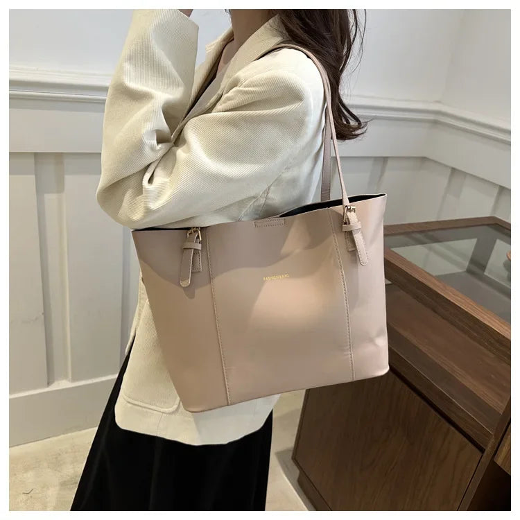Retro Minimalist Large Capacity Commuter Bag Women's Winter New Fashion Handbag Shoulder Bag Tote Bag Soft Polyester Lining