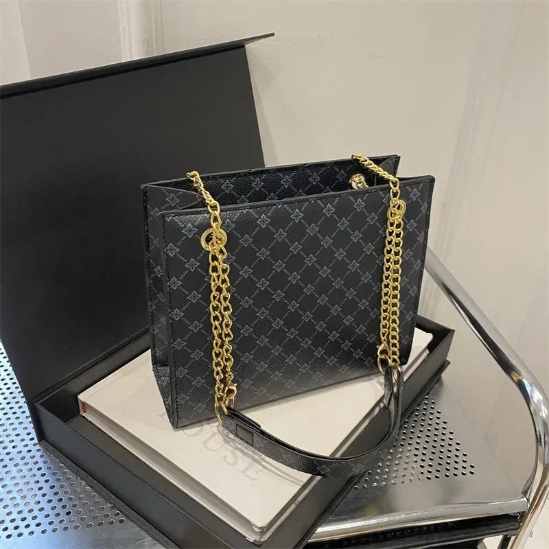 New Grid 2024 Large Capacity Commuter Tote Bag Chain Strap Single Shoulder Women's Bag Fashion Handheld Crossbody