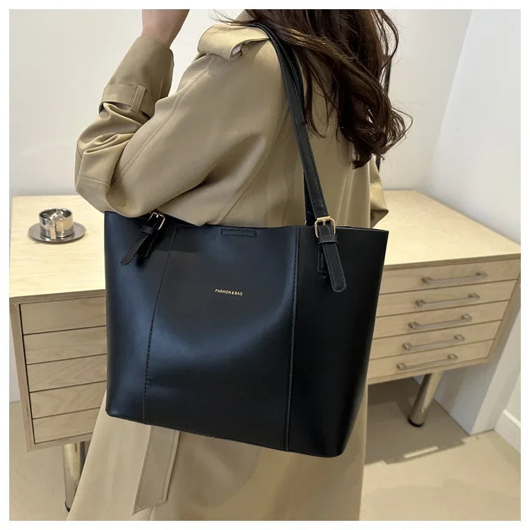Retro Minimalist Large Capacity Commuter Bag Women's Winter New Fashion Handbag Shoulder Bag Tote Bag Soft Polyester Lining