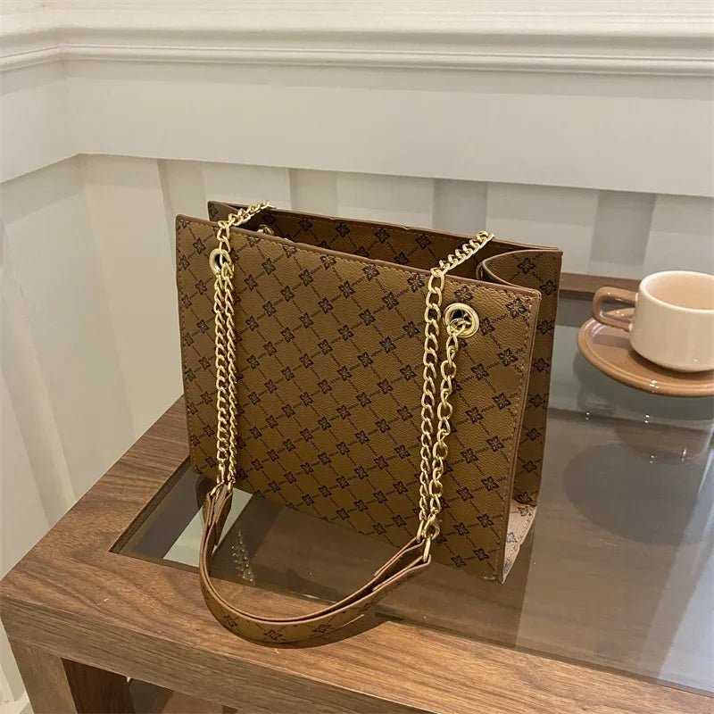 New Grid 2024 Large Capacity Commuter Tote Bag Chain Strap Single Shoulder Women's Bag Fashion Handheld Crossbody