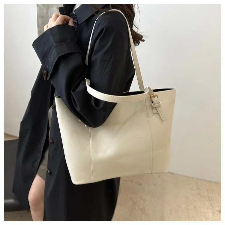 Retro Minimalist Large Capacity Commuter Bag Women's Winter New Fashion Handbag Shoulder Bag Tote Bag Soft Polyester Lining
