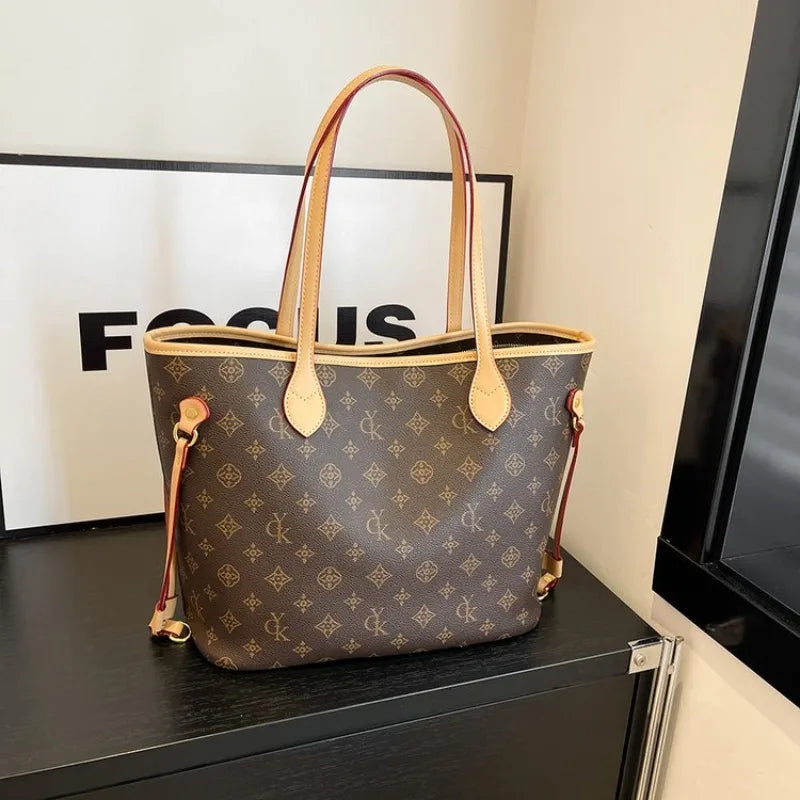 Hot Sale Crossbody Bag for Students, Simple and Cute Design, Great for Campus Life and Gift Giving