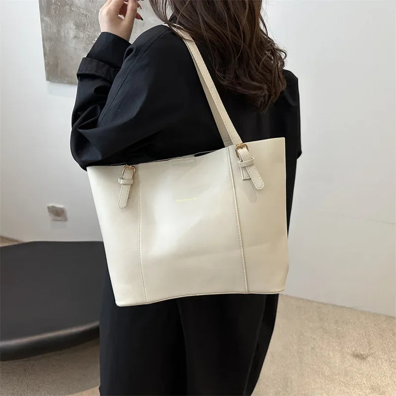 Retro Minimalist Large Capacity Commuter Bag Women's Winter New Fashion Handbag Shoulder Bag Tote Bag Soft Polyester Lining